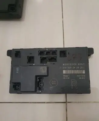 Mercedes-Benz CLS C218 AMG Door control unit/module 2198202426