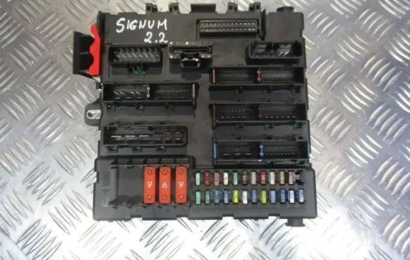 Opel Signum Fuse box set 13142519