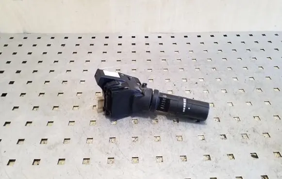 Nissan Navara D40 Wiper control stalk 25260EA001