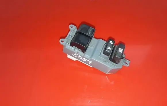 Toyota Verso-S Electric window control switch 192832