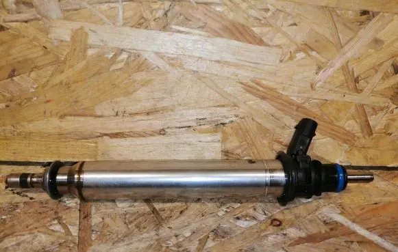 Mercedes-Benz ML AMG W166 Fuel injector A2780700687 65316 TN0030