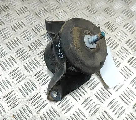 Hyundai Tucson TL Engine mount bracket 21810D3200