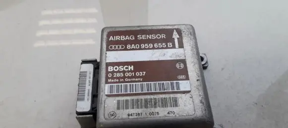 Audi A6 S6 C4 4A Airbag control unit/module 8A0959655B 0285001037