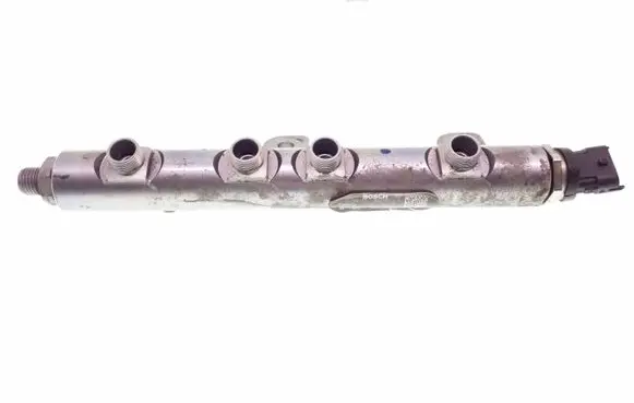 Land Rover Discovery 4 - LR4 Fuel main line pipe 0445216030 9C2Q9D280FA