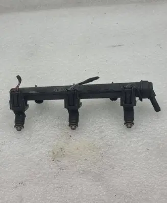 Volkswagen Polo V 6R Fuel injector 04E906031F 04C133317M 04C133313R