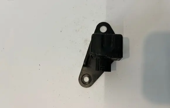 Toyota Yaris Airbag deployment crash/impact sensor 8983552010 1876004050