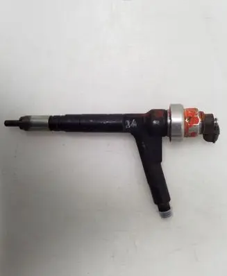 Opel Astra H Fuel injector 8973138612