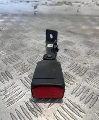 BMW 4 F36 Gran coupe Rear seatbelt buckle 7375447