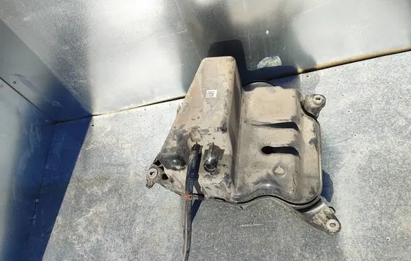 Audi A7 S7 4K8 AdBlue liquid reservoir 4K0131878E 073SB60000611F 4k0131878d