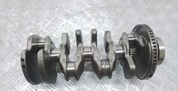 Volkswagen Golf VII Crankshaft 06K105189