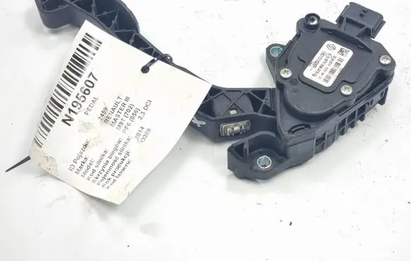 Renault Master III Accelerator throttle pedal 180101626R