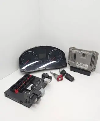Volkswagen Golf V Engine ECU kit and lock set 03g906021