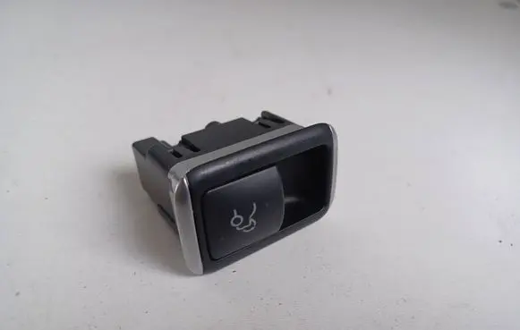 Mercedes-Benz E C207 W207 Tailgate opening switch A2079057901-MERC 2079057901