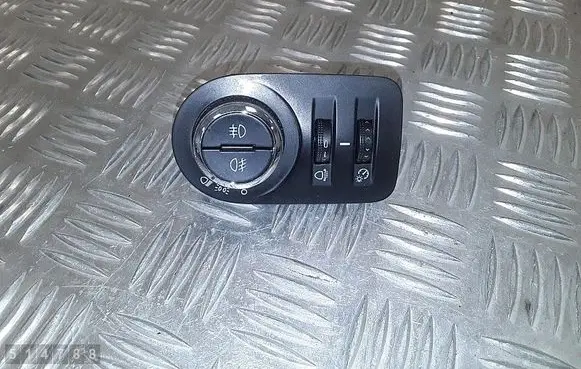 Opel Zafira C Light switch 13294819