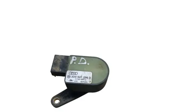Volkswagen Phaeton Air suspension front height level sensor 3D0941286D