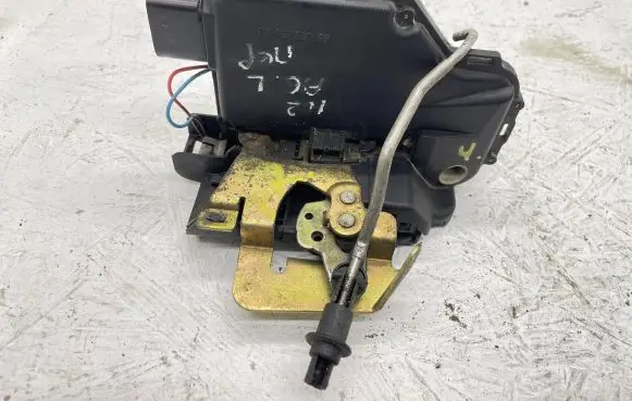 Audi A6 S6 C5 4B Front door lock