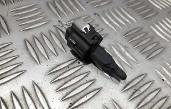 Interior temperature sensor