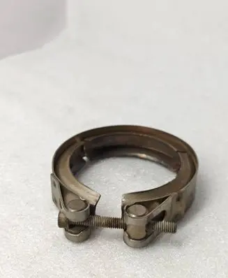Audi A6 C7 Muffler pipe connector clamp 04L253725B