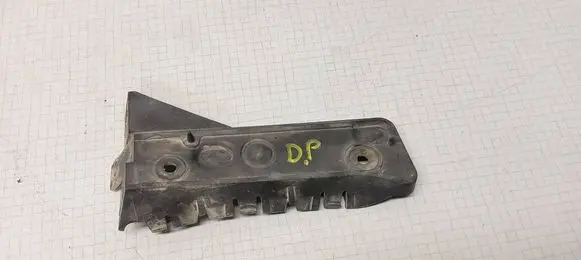 Audi A4 S4 B6 8E 8H Front bumper mounting bracket 8E0807284