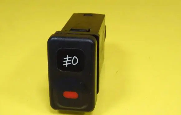 KIA Sportage Fog light switch 