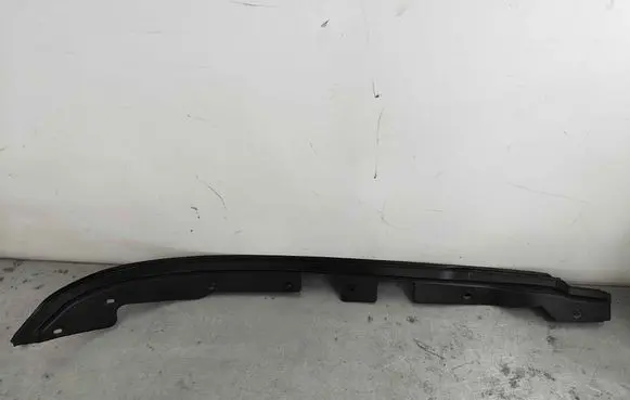 Maserati Levante Other front door trim element 670032867
