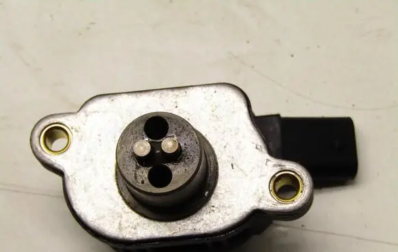 Seat Ateca Electromagnetic valve 04E906048A