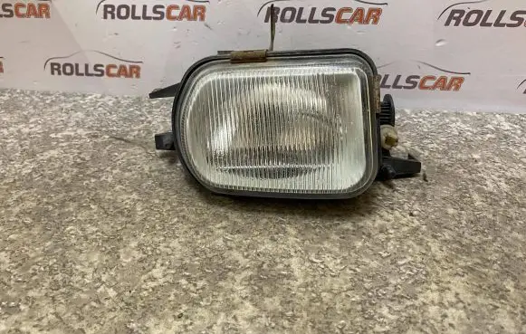 Mercedes-Benz C W203 Front fog light 1NA00797601 2158200556