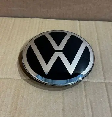 Volkswagen PASSAT B8 Manufacturer badge logo/emblem 5H0853601M
