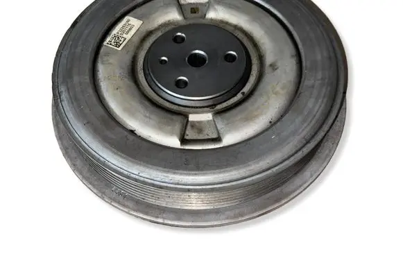 Volvo XC90 Crankshaft pulley P32253160 S201115