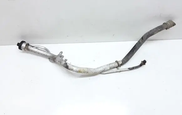 Fuel tank filler neck pipe