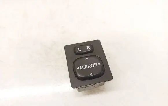 Toyota RAV 4 (XA30) Wing mirror switch 183574