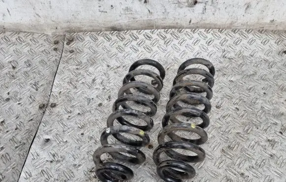 Mercedes-Benz GLC X253 C253 Rear coil spring