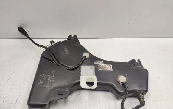 Peugeot 508 FAP fluid tank 9681917180 09830029