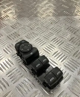 Opel Insignia B Quarter vent window switch 84211877