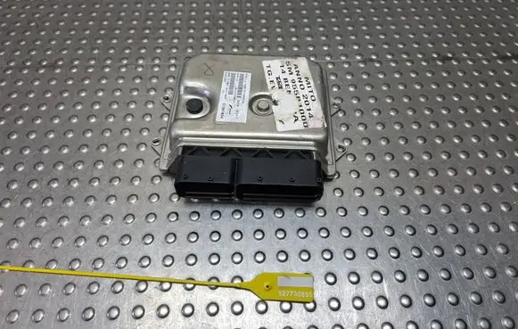 Alfa Romeo Mito Engine control unit/module ECU S27730855 51981634