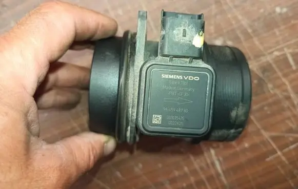 Mass air flow meter