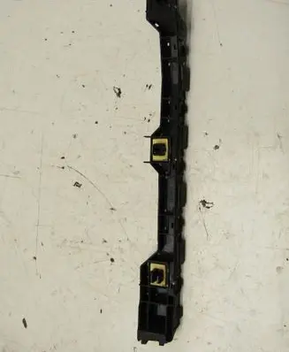 Honda HR-V Rear bumper mounting bracket 17851