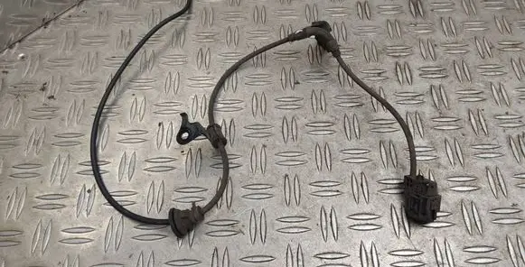 Toyota Yaris Rear ABS sensor wiring 