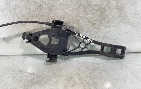 Volvo V50 Rear door exterior handle/bracket 30663866