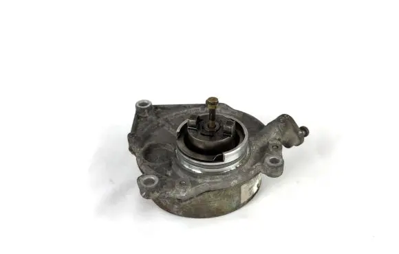 Hyundai ix 55 Vacuum pump 386103a500
