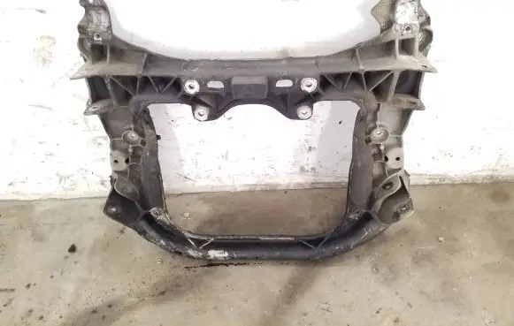 Mercedes-Benz S W220 Front subframe