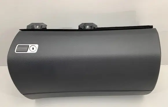 Mercedes-Benz S W221 Glove box