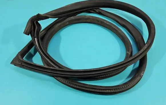 Mini One - Cooper R57 Front door rubber seal 7151384 IMPRK1435435