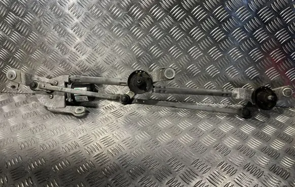 Nissan Juke I F15 Front wiper linkage and motor W000007799