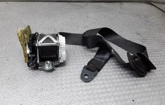 Citroen C5 Front seatbelt 33060319A