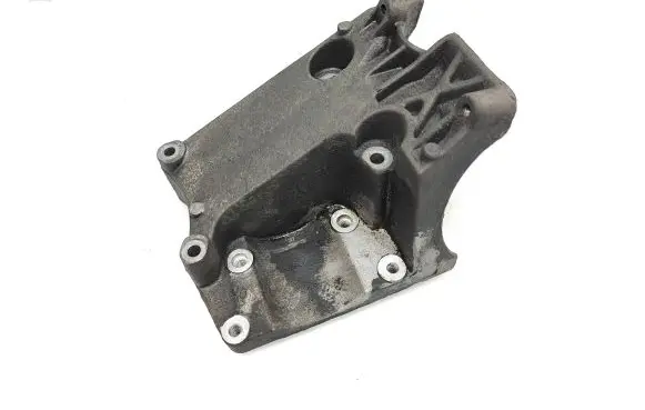 Ford Focus A/C compressor mount bracket 4M5Q19D624CC
