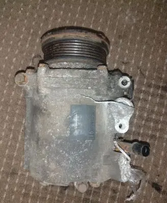 Peugeot 4007 Air conditioning (A/C) compressor (pump) AKC200A221G