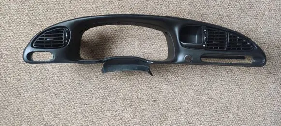 Ford Mondeo MK I Dashboard YS71A04291B45XC