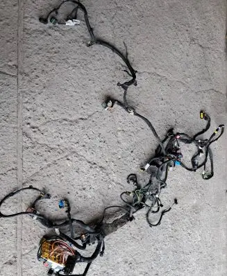 Citroen C4 II Picasso Engine installation wiring loom 9804848580