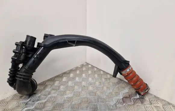 Intercooler hose/pipe